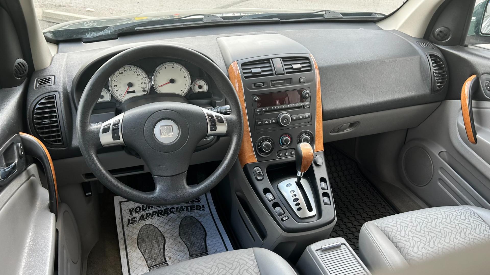 2007 GREEN /GREY Saturn Vue (5GZCZ53427S) , located at 2710A Westlane Rd., Indianapolis, IN, 46268, (317) 291-2000, 39.885670, -86.208160 - Photo#6